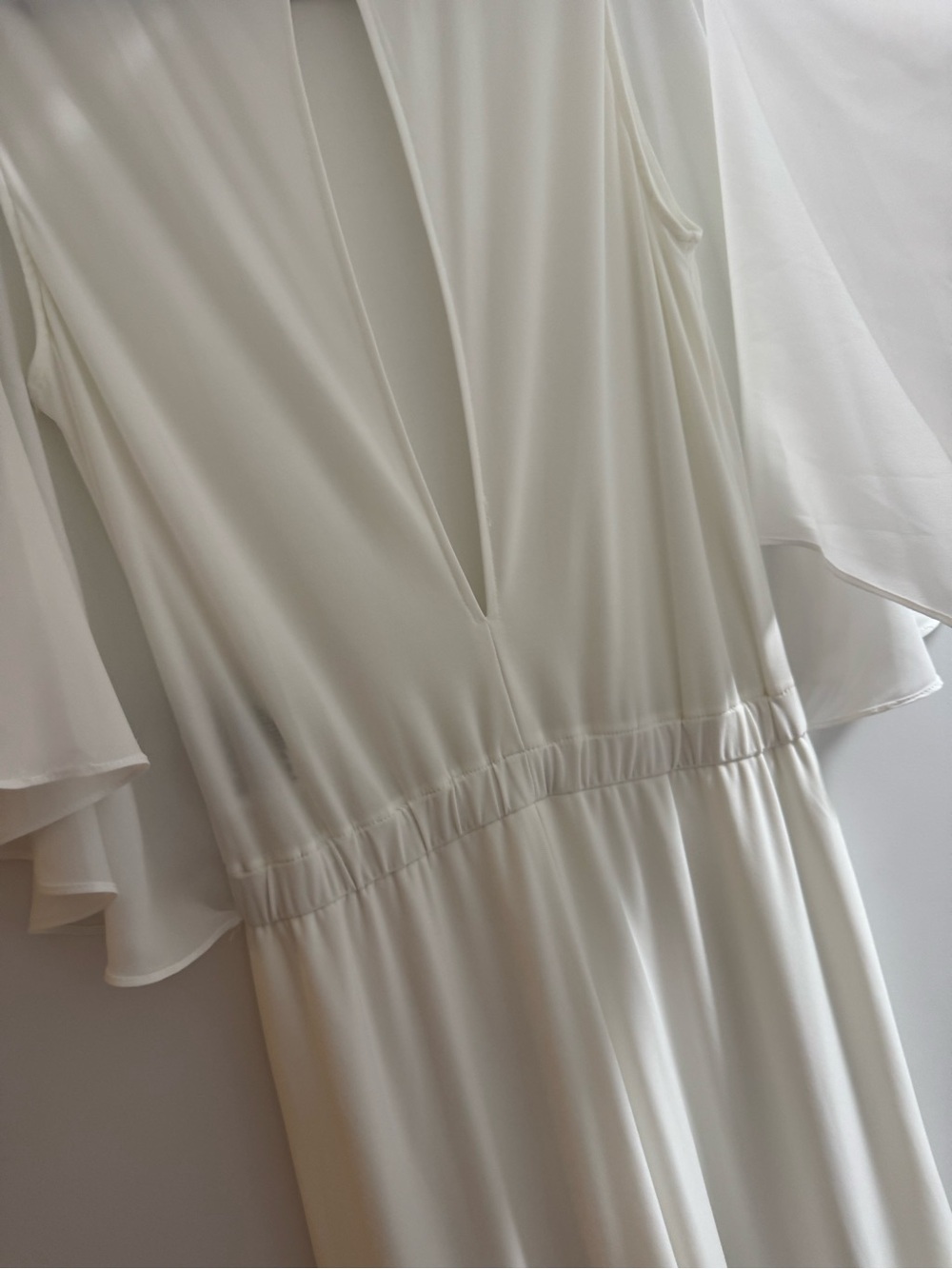 Marciano White Cape Sleeve Wide Leg Jumpsuit Made in USA Size M - Picture 9 of 11